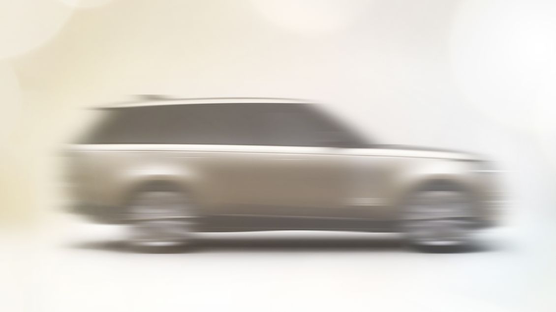 Nový Range Rover je za rohem, největší z britských SUV se ukazuje na prvních snímcích
